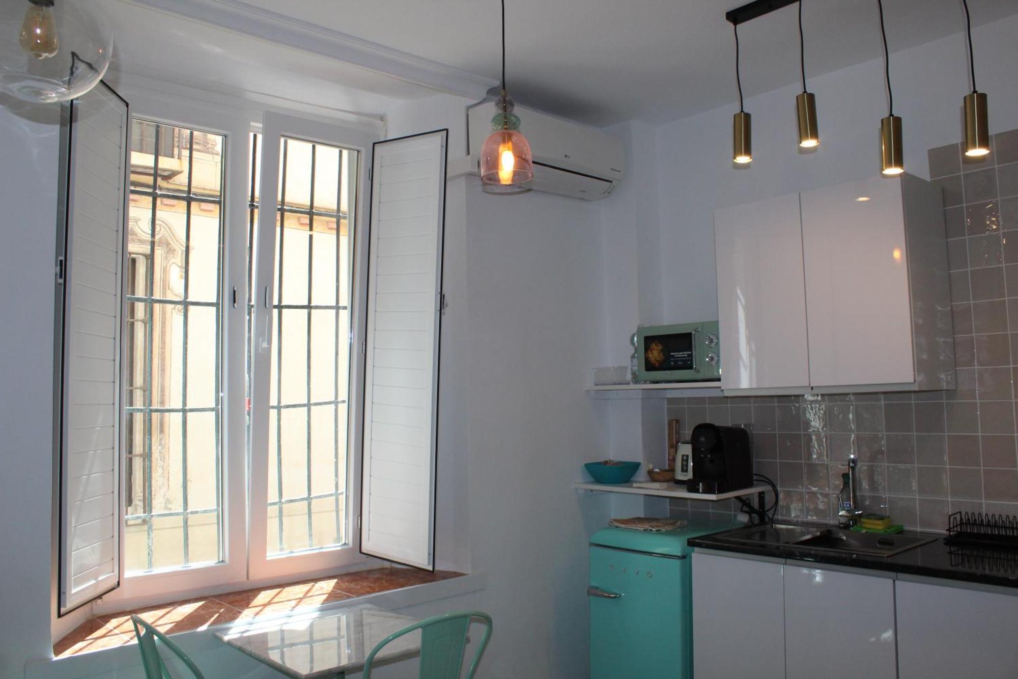 Iyourbasics Lovely Studio Hinestrosa 23 Free Wifi&Ac Málaga Exterior foto
