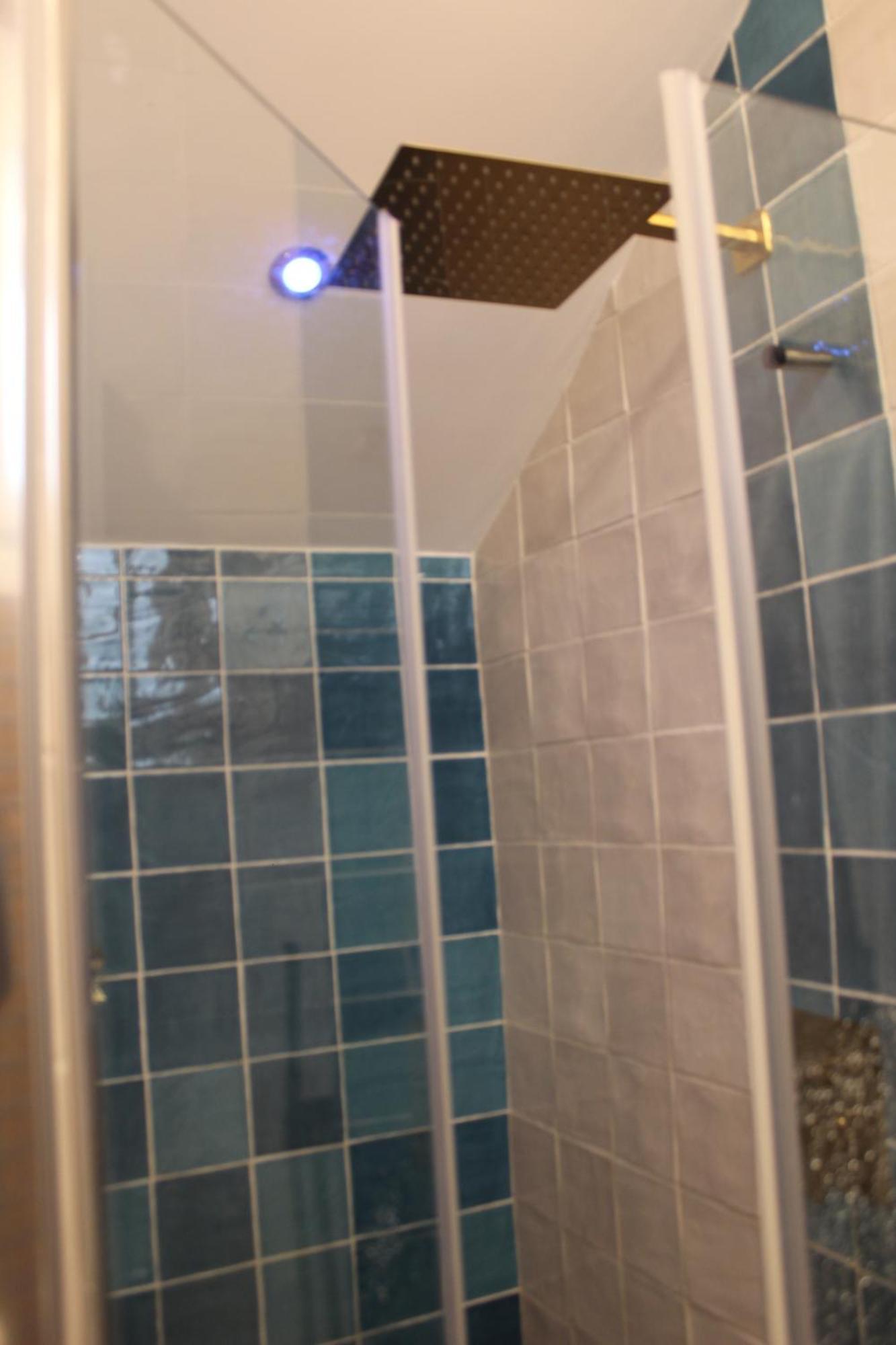 Iyourbasics Lovely Studio Hinestrosa 23 Free Wifi&Ac Málaga Exterior foto