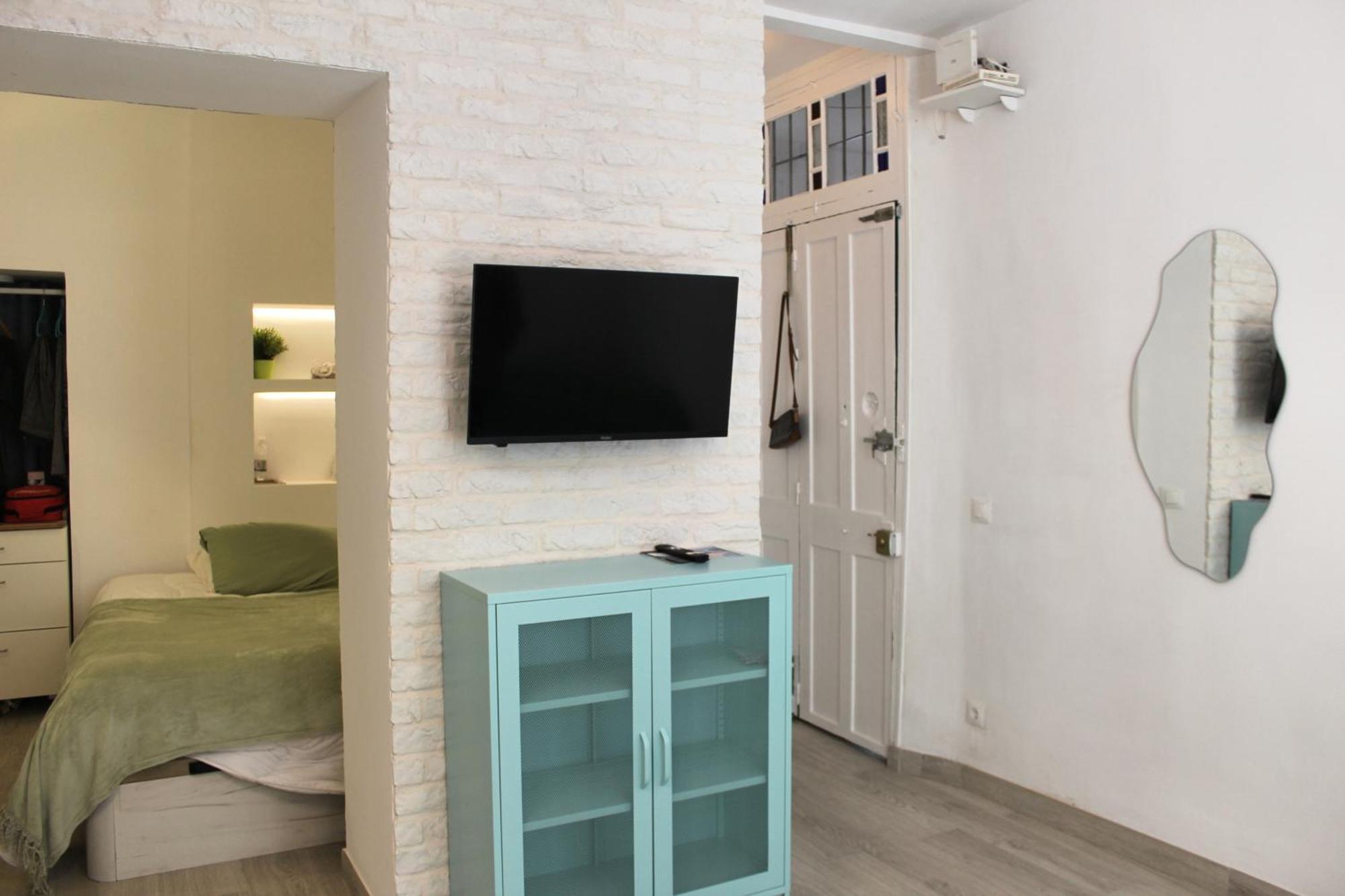 Iyourbasics Lovely Studio Hinestrosa 23 Free Wifi&Ac Málaga Exterior foto